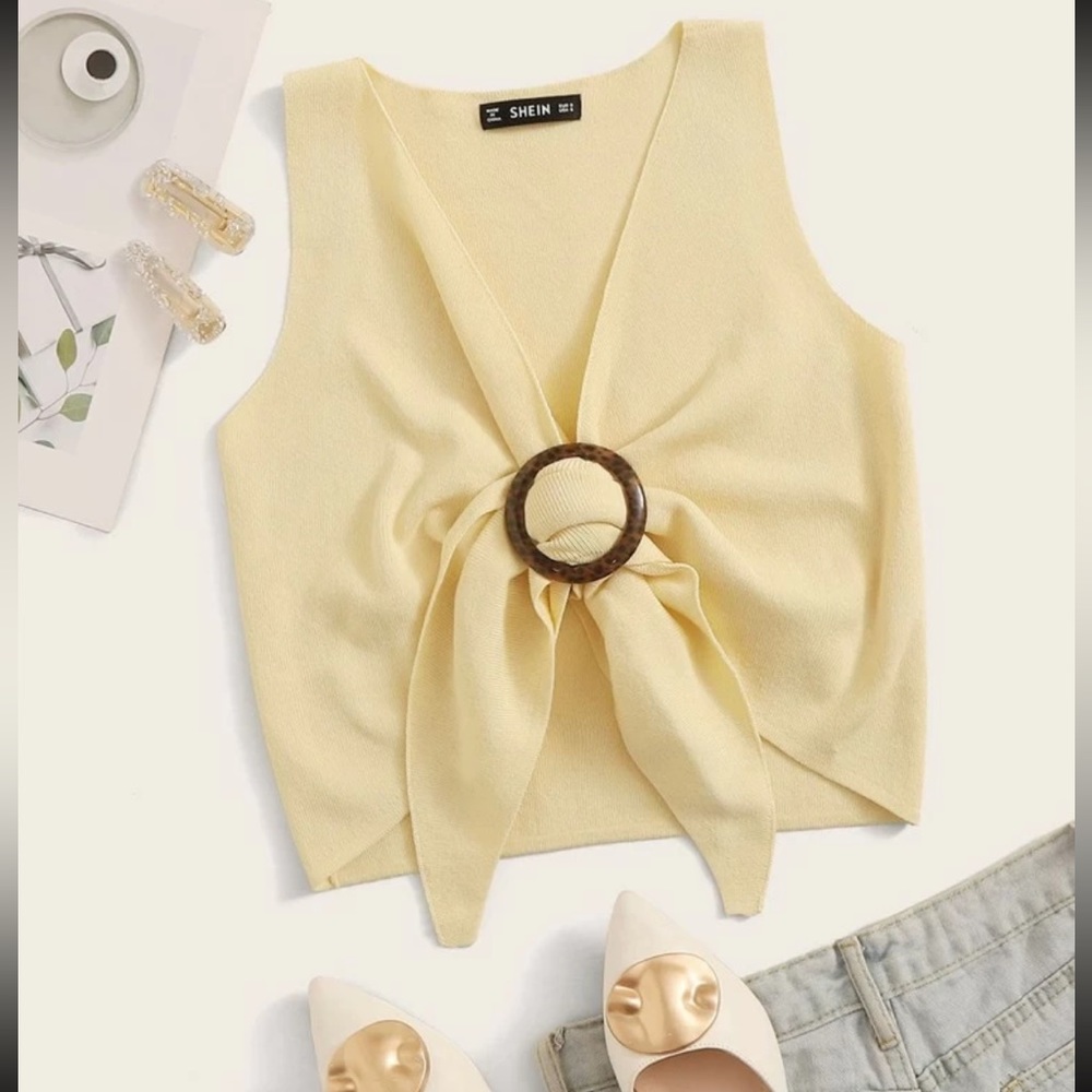 Ring Detail Crop Knit Top